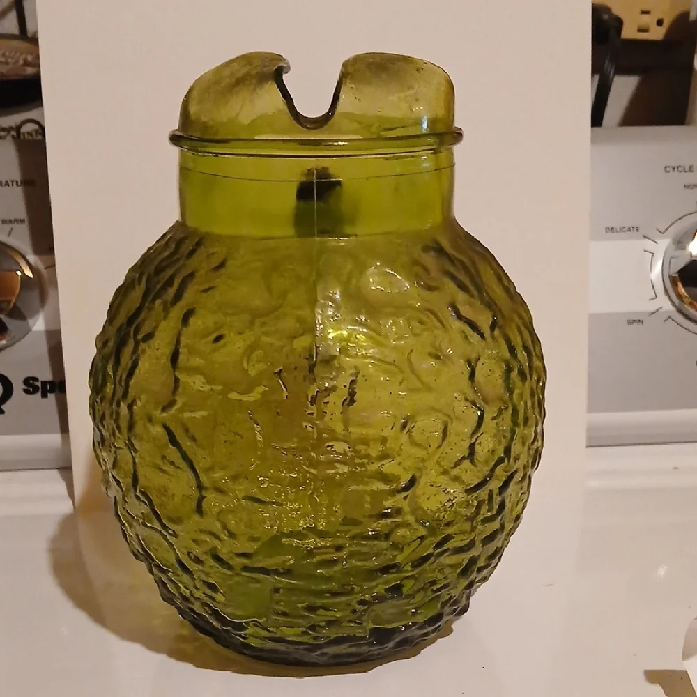 Anchor Hocking Olive Textured Glass Pitcher